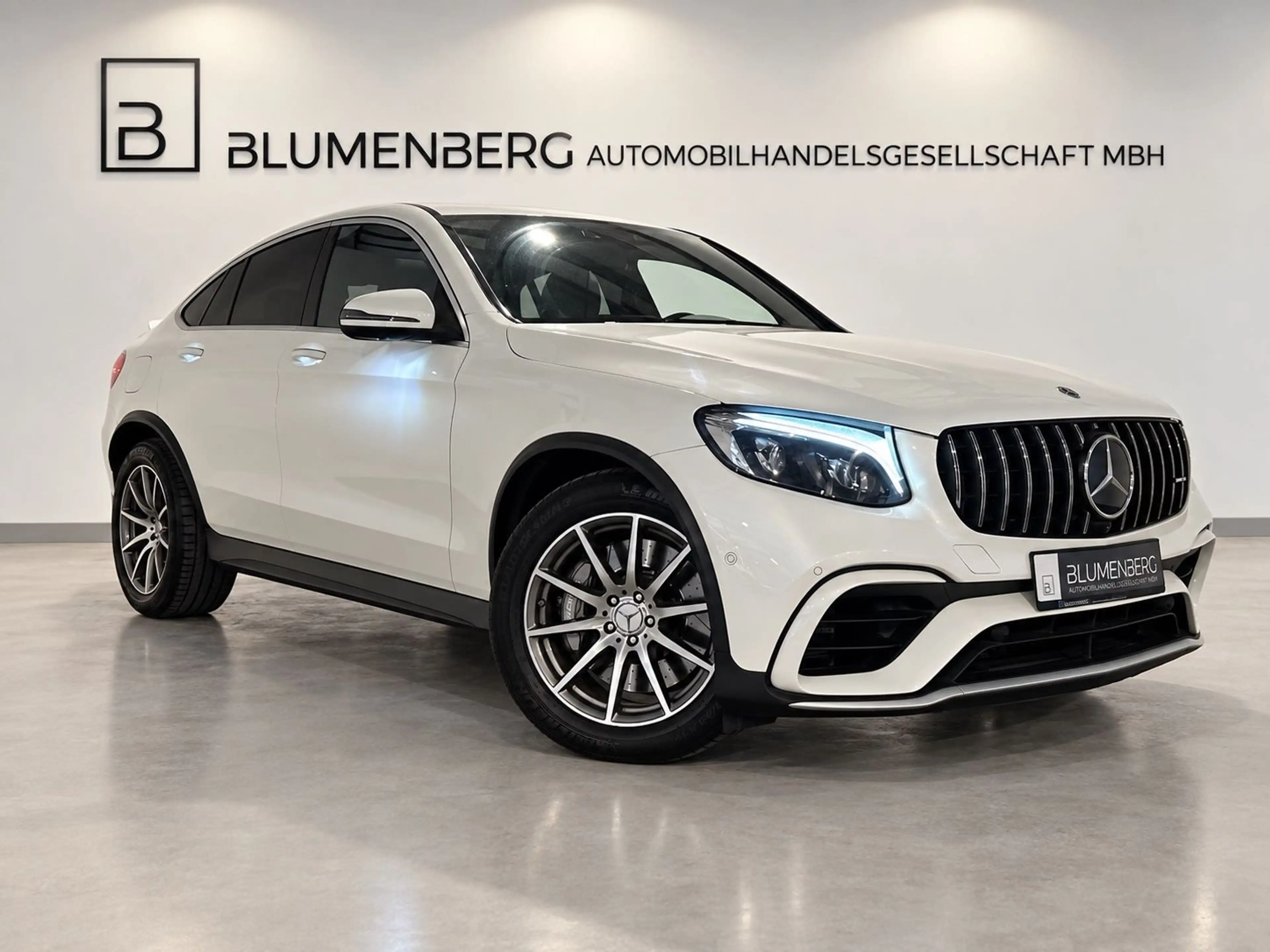 Mercedes-Benz GLC 63 AMG 4Matic Coupe *V8,Burmester,Pano,360°* — photo 2
