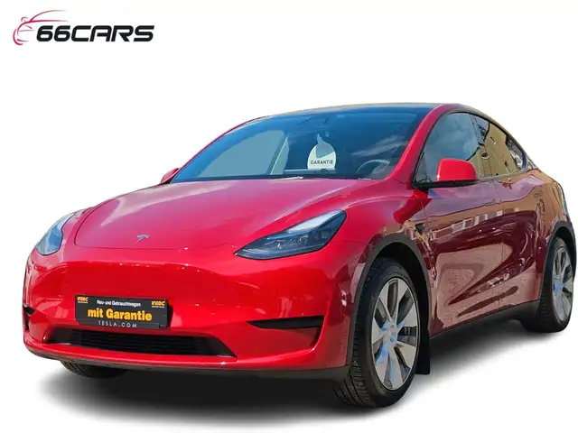 Tesla Model Y Standard Range RWD *Red/Black*