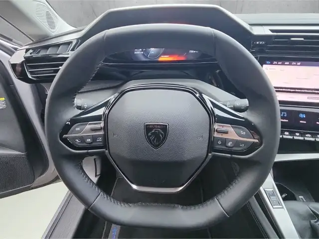 Peugeot 308 view 10