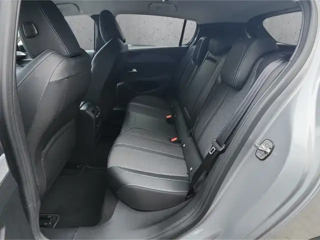 Peugeot 308 view 8