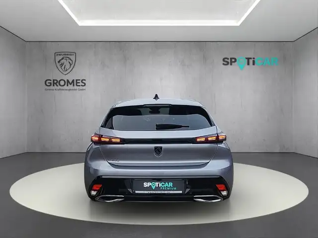 Peugeot 308 view 4