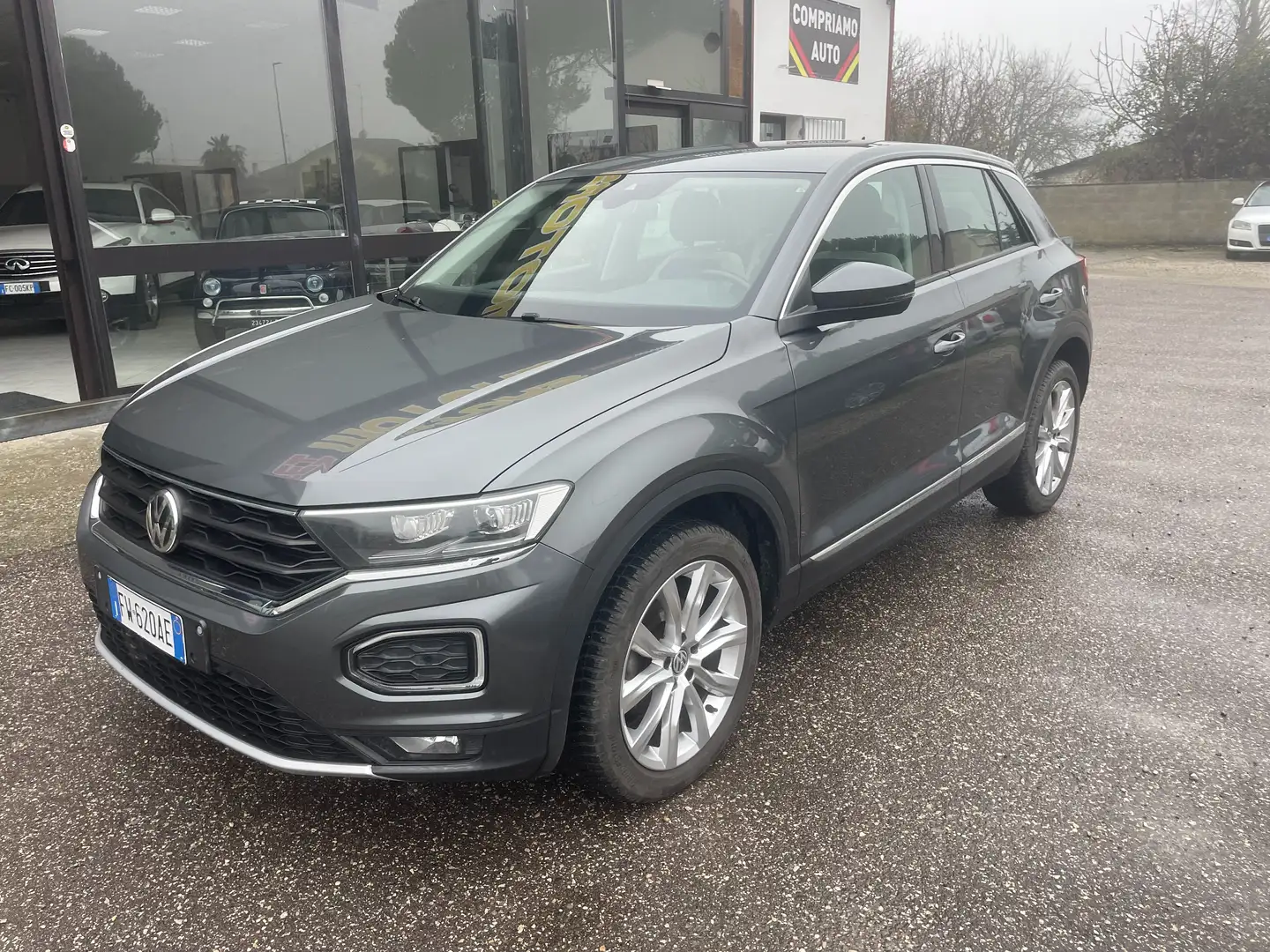 Volkswagen T-Roc T-Roc I 1.6 tdi Style X NEOPATENTATI Grau - 1