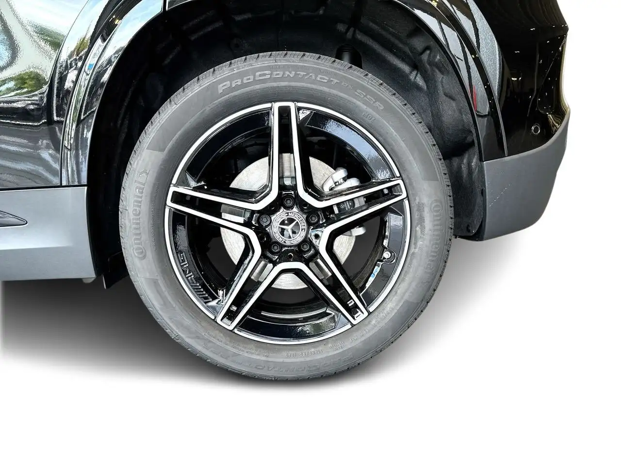 Mercedes-Benz GLA снимка Mercedes-Benz GLA