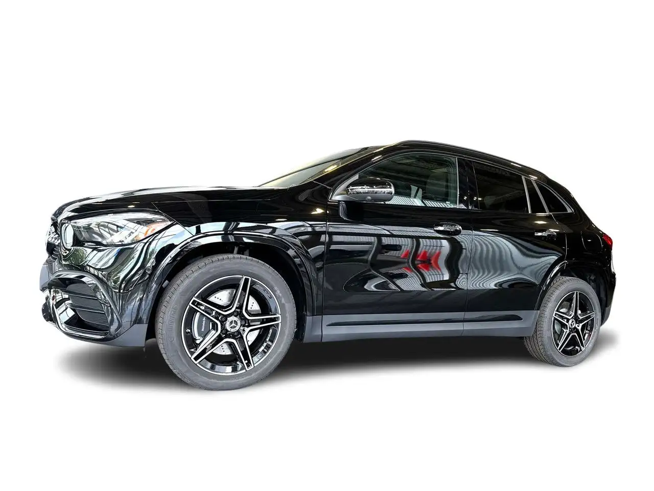 Mercedes-Benz GLA снимка Mercedes-Benz GLA