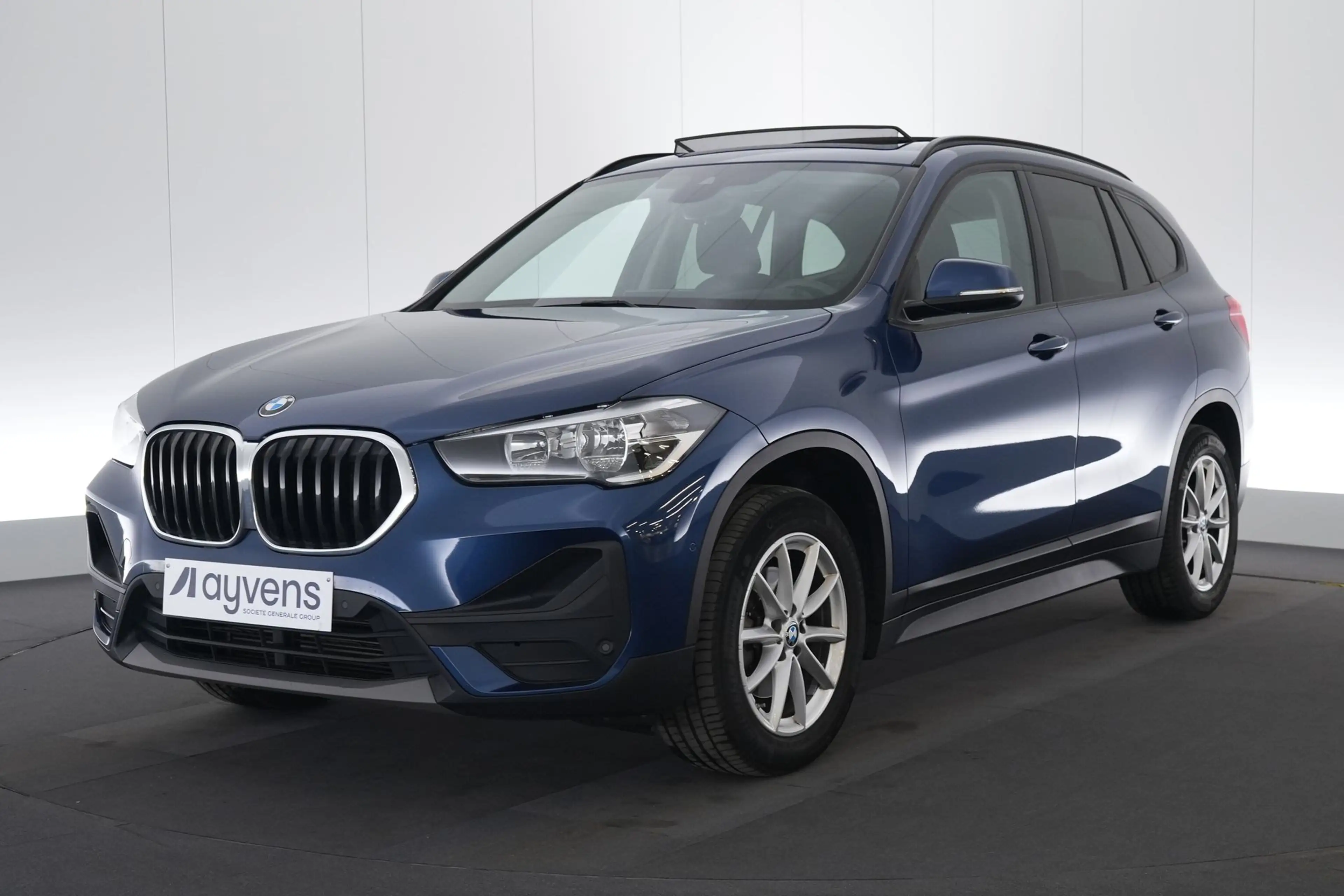 BMW X1 1.5 sDrive18iA Business+ GPS PDC CAM Pano Head-Up