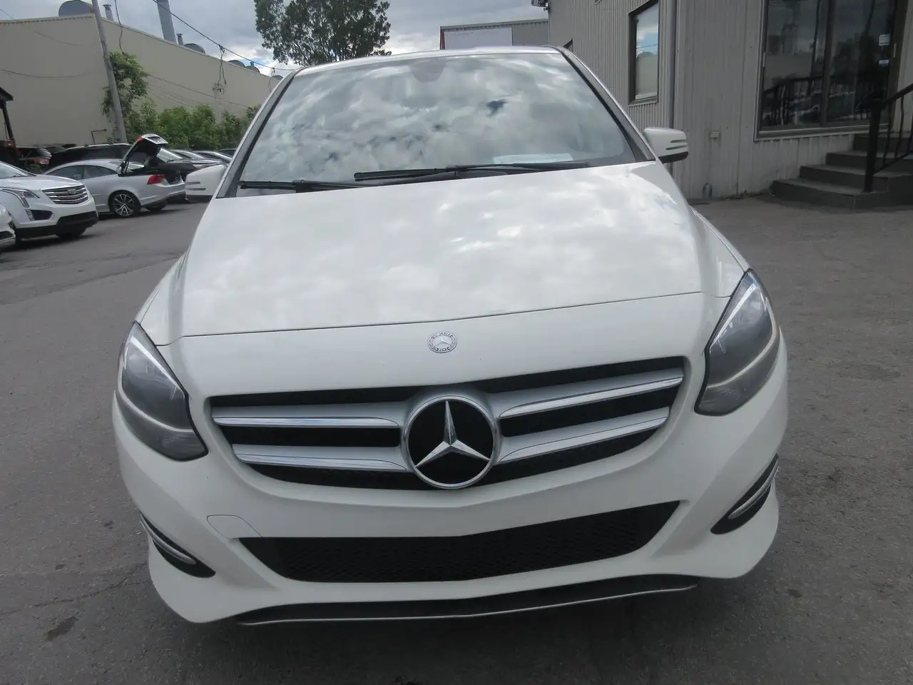 Mercedes-Benz B-Class photo Mercedes-Benz B-Class