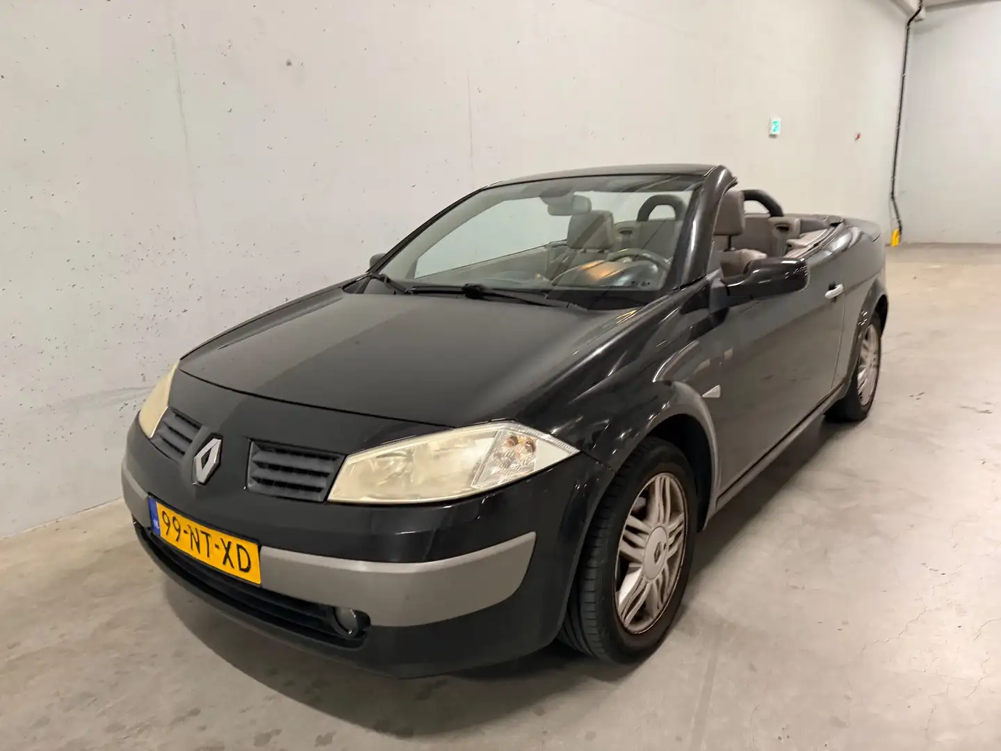 Renault Megane Coupé-Cabriolet 2.0-16V Pano Leer Clima Cruise Schwarz - 2