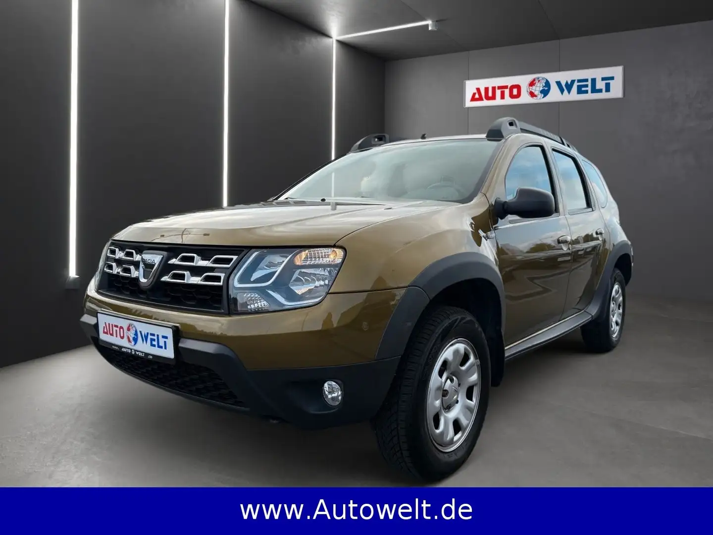 Dacia Duster 1.6 SCe aus 1. Hand Klima Sitzhz Tempo Gold - 1