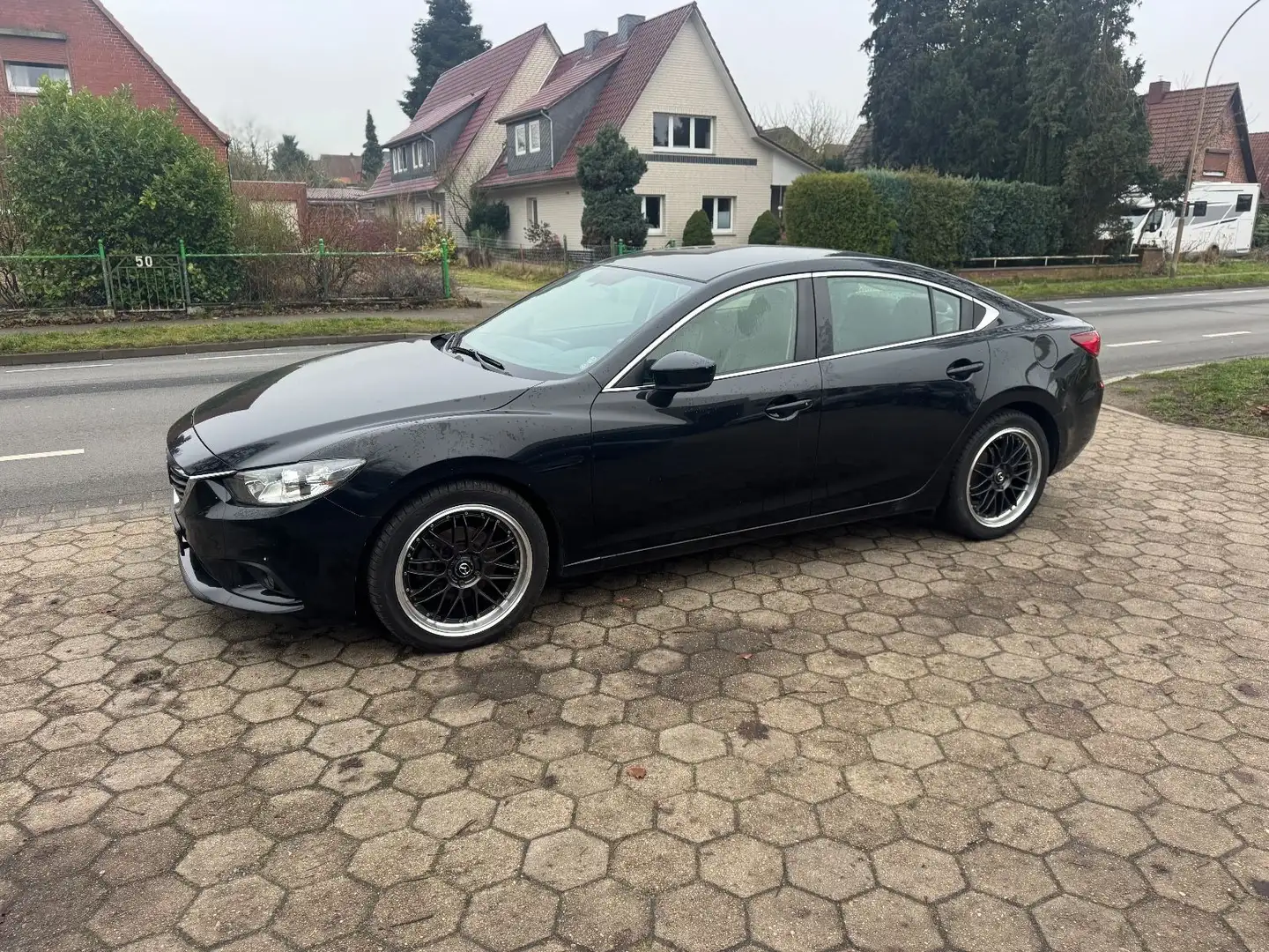 Mazda 6 Lim. 2.0 Benzin Euro6 *Leder+Navi+SHZ* Noir - 1