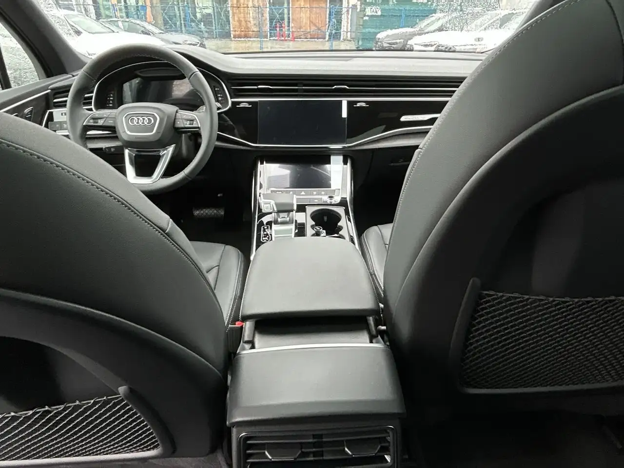 Audi Q7 снимка Audi Q7