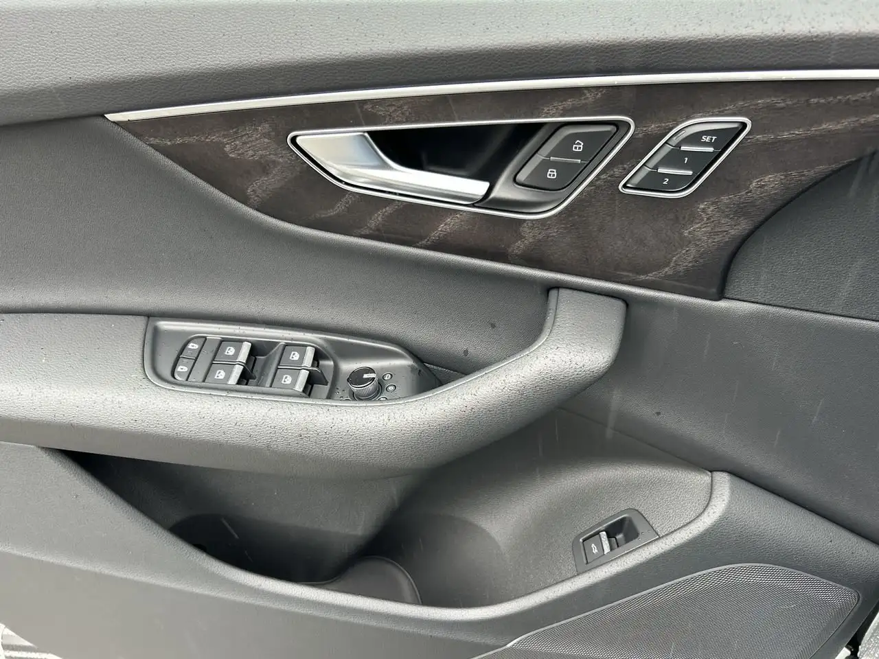 Audi Q7 снимка Audi Q7