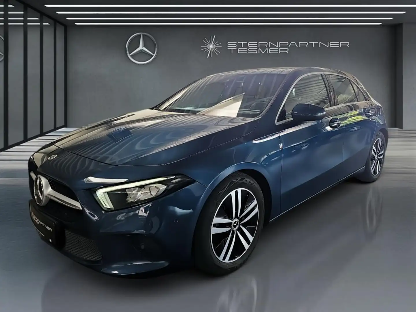 Mercedes-Benz A 200 PROGRESSIVE+MBUX+LED+AMBIENTE+KAMERA Blau - 2