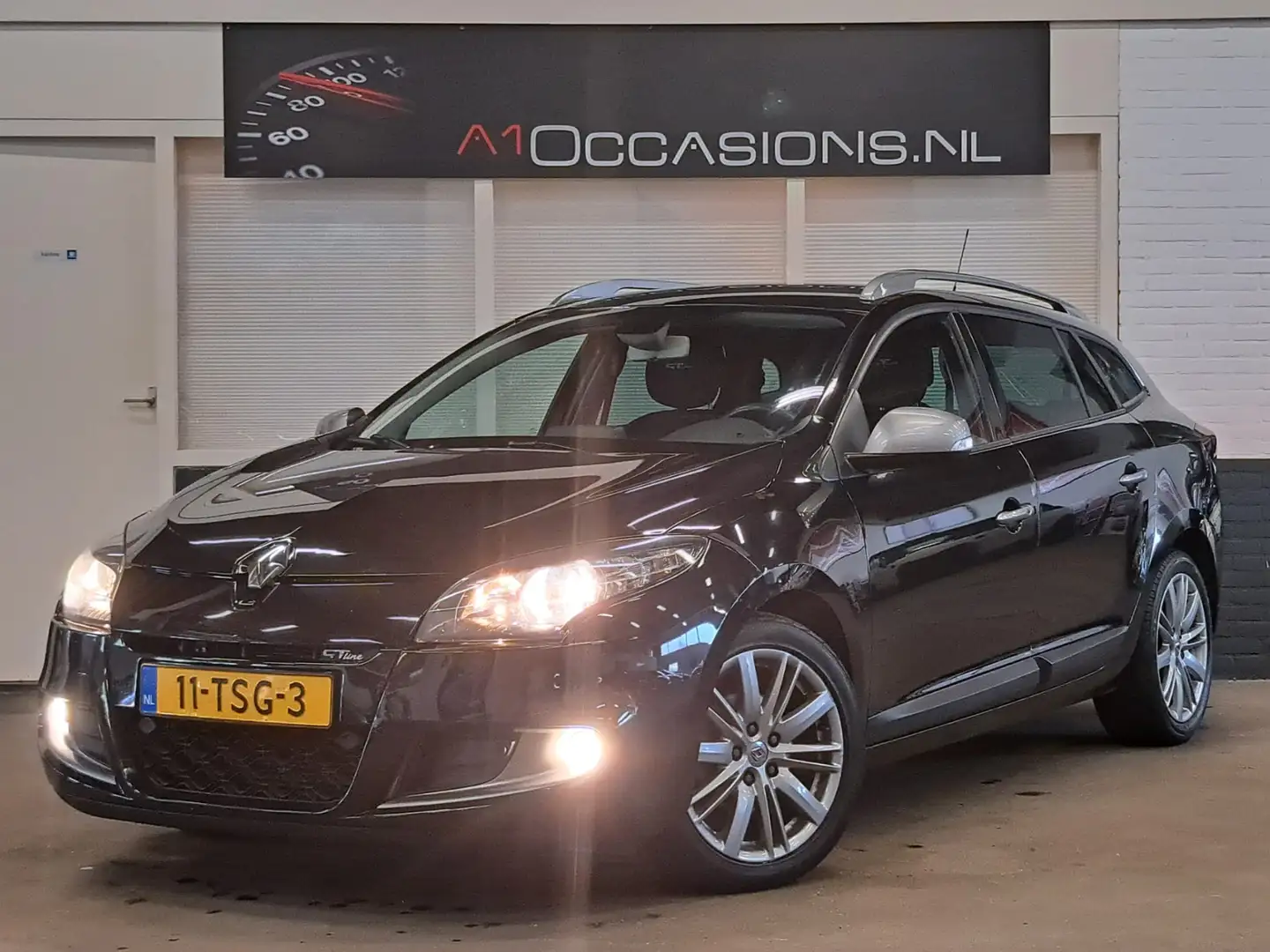 Renault Megane Estate 1.4 TCe GT-Line + NAVI Zwart - 2