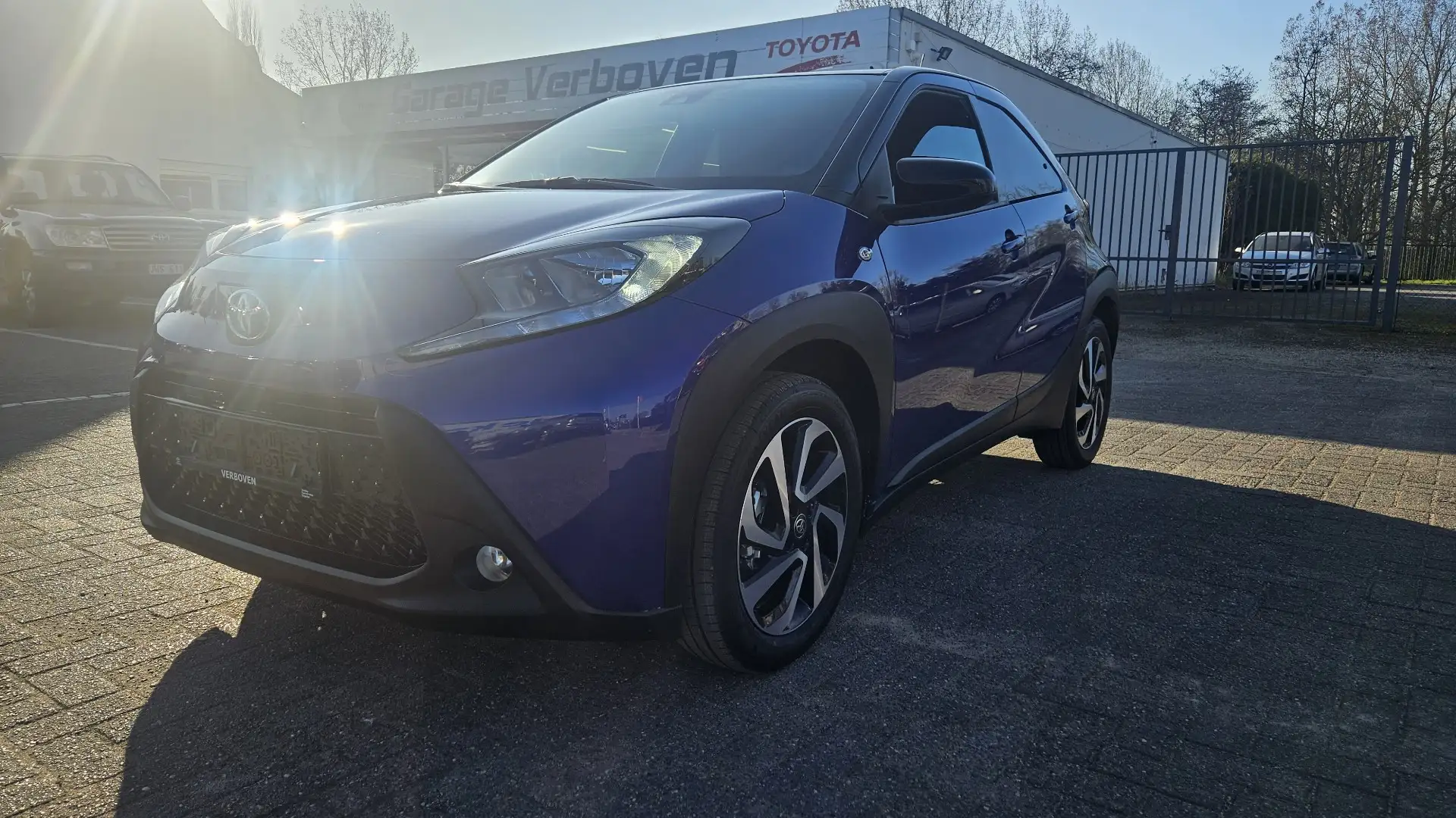 Toyota Aygo X 1.0i VVT-i envy CVT Blauw - 2