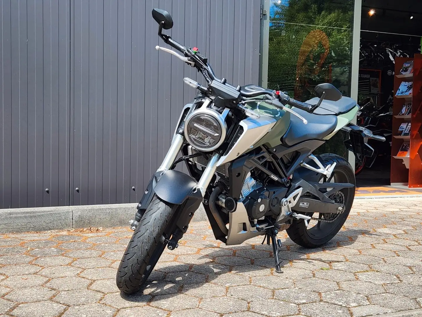 Honda CB 125 N Neo Sports Cafe Vert - 1