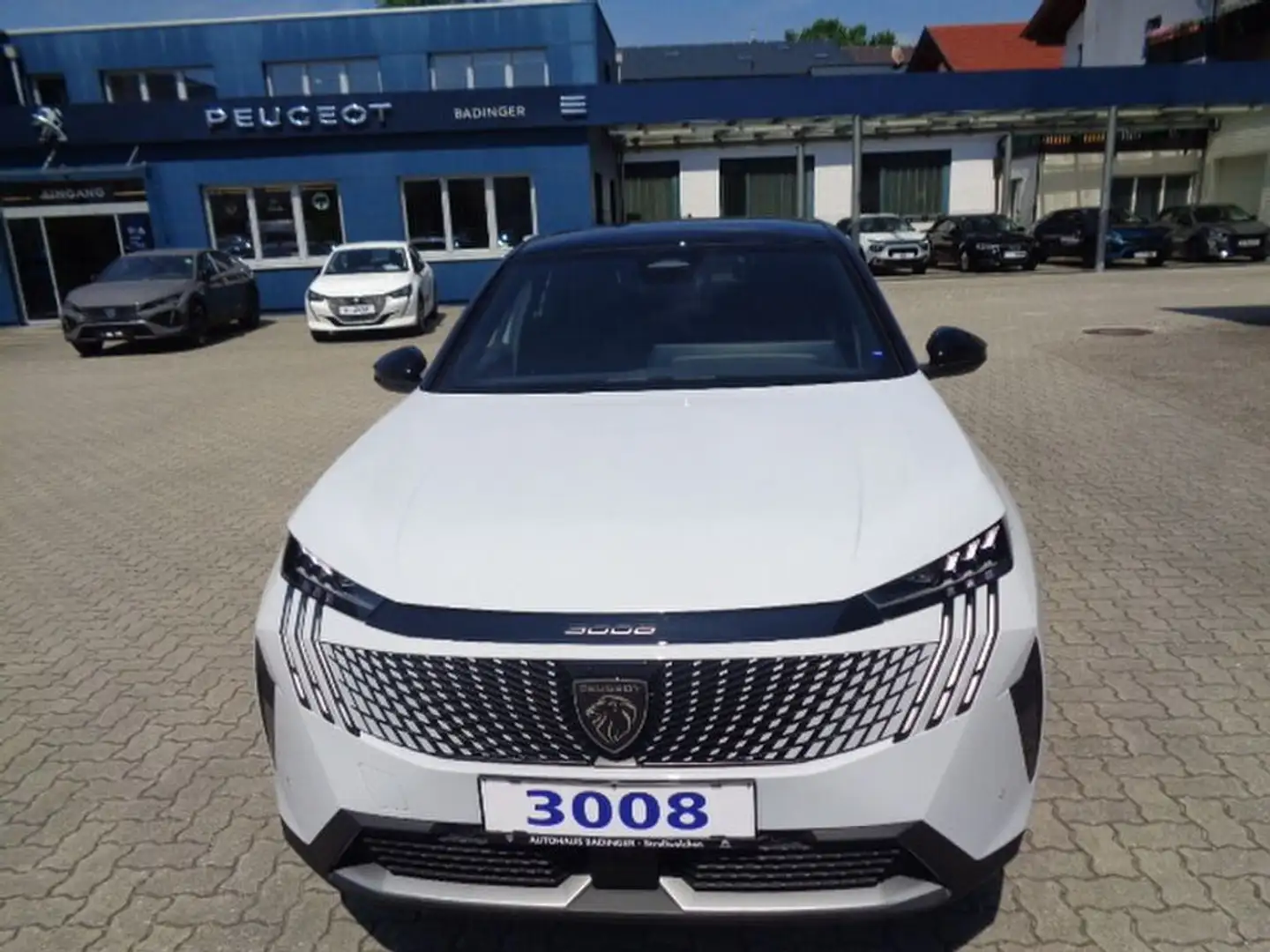 Peugeot 3008 GT MildHybrid  Benzin 136  e-DCS6 mit AHV Weiß - 2