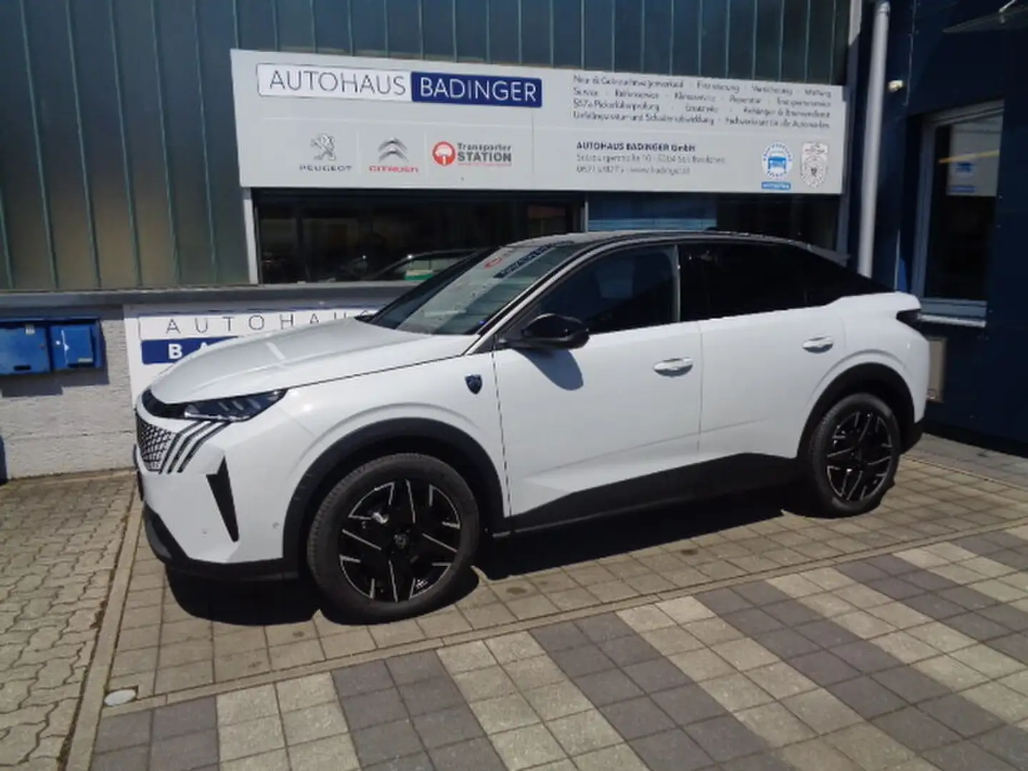 Peugeot 3008 GT MildHybrid  Benzin 136  e-DCS6 mit AHV Weiß - 1