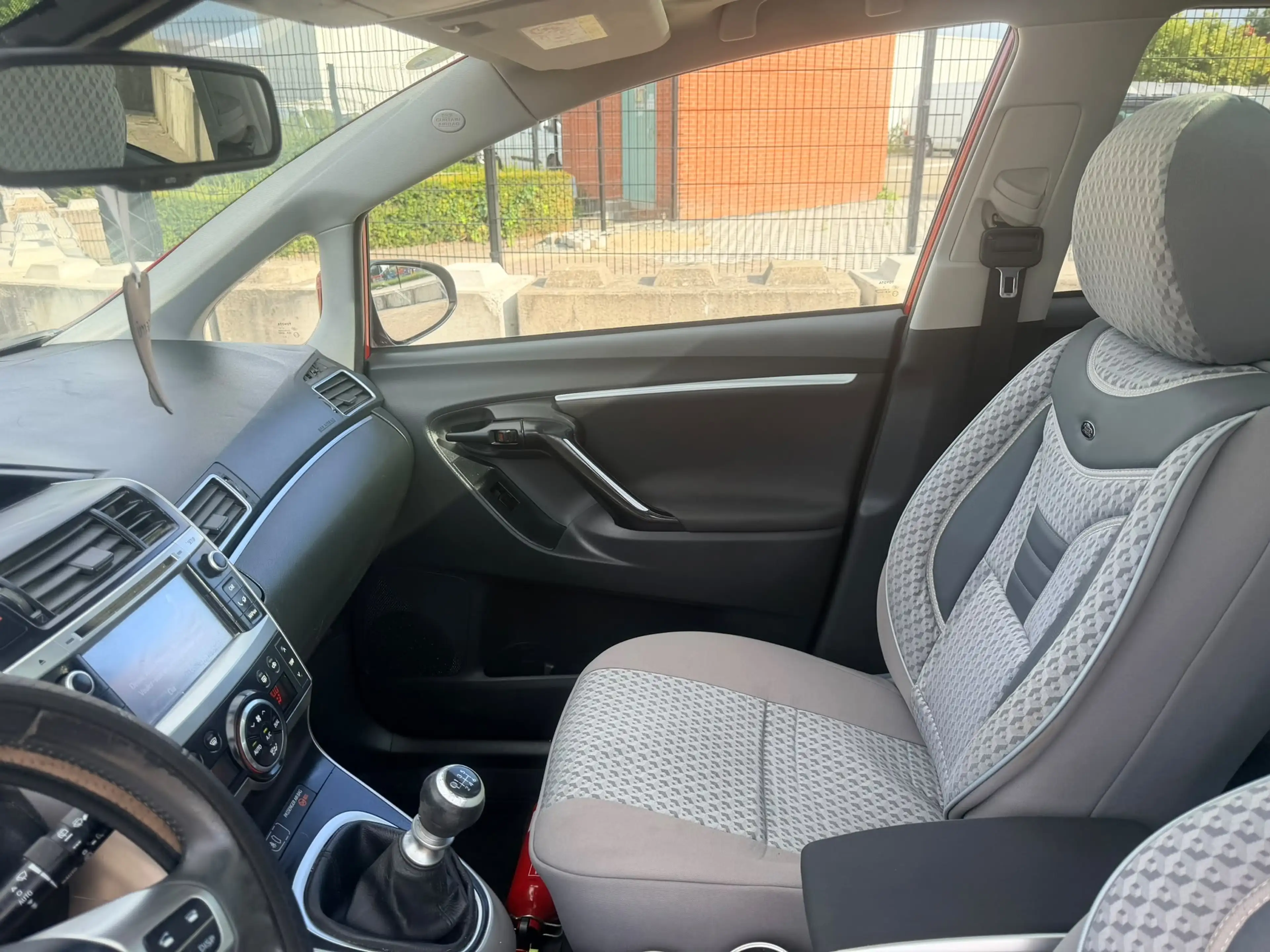 Toyota Verso 7places — photo 12