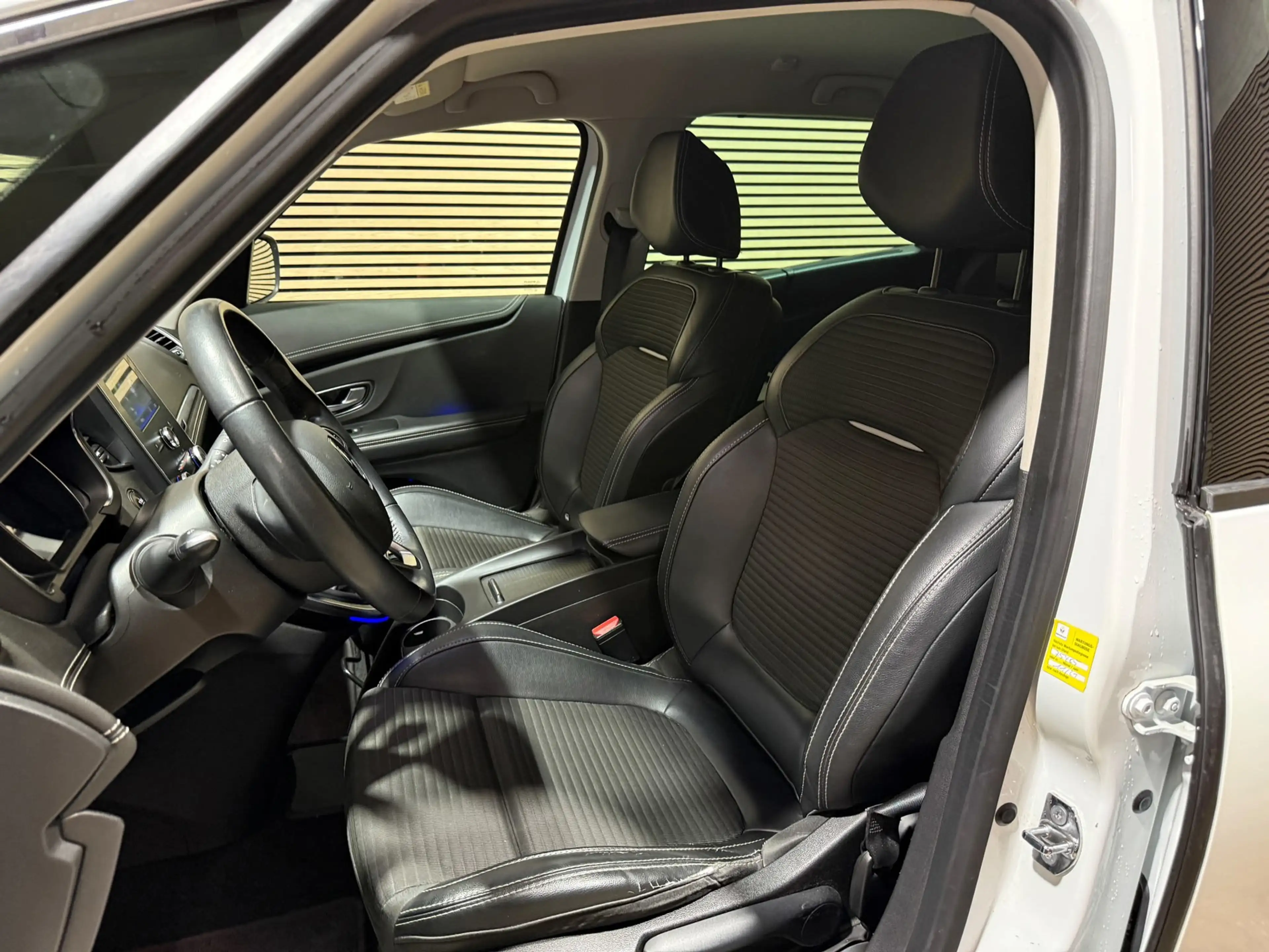 Renault Grand Scenic 1.2 TCe Intens | Airco | Cruise | Trekhaak — photo 10