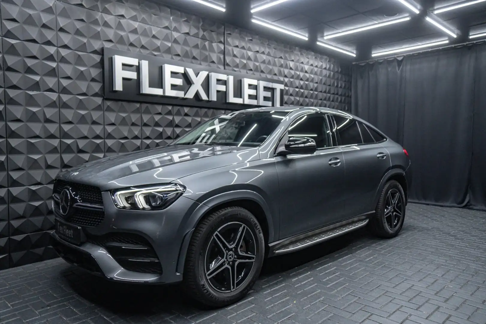 Mercedes-Benz GLE 400 d AMG Coupé Burmerster  AHK Grau - 2