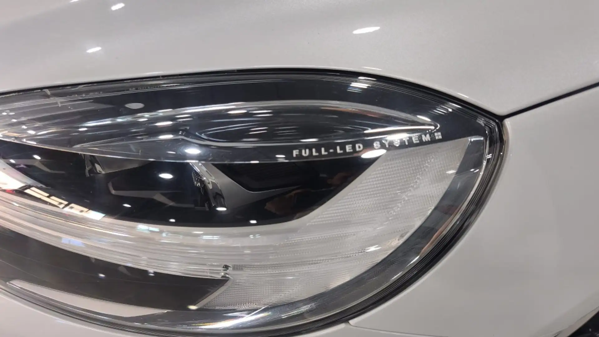 Volvo V40 Cross Country T4 Summum AWD 190 Aut. Blanco - 2