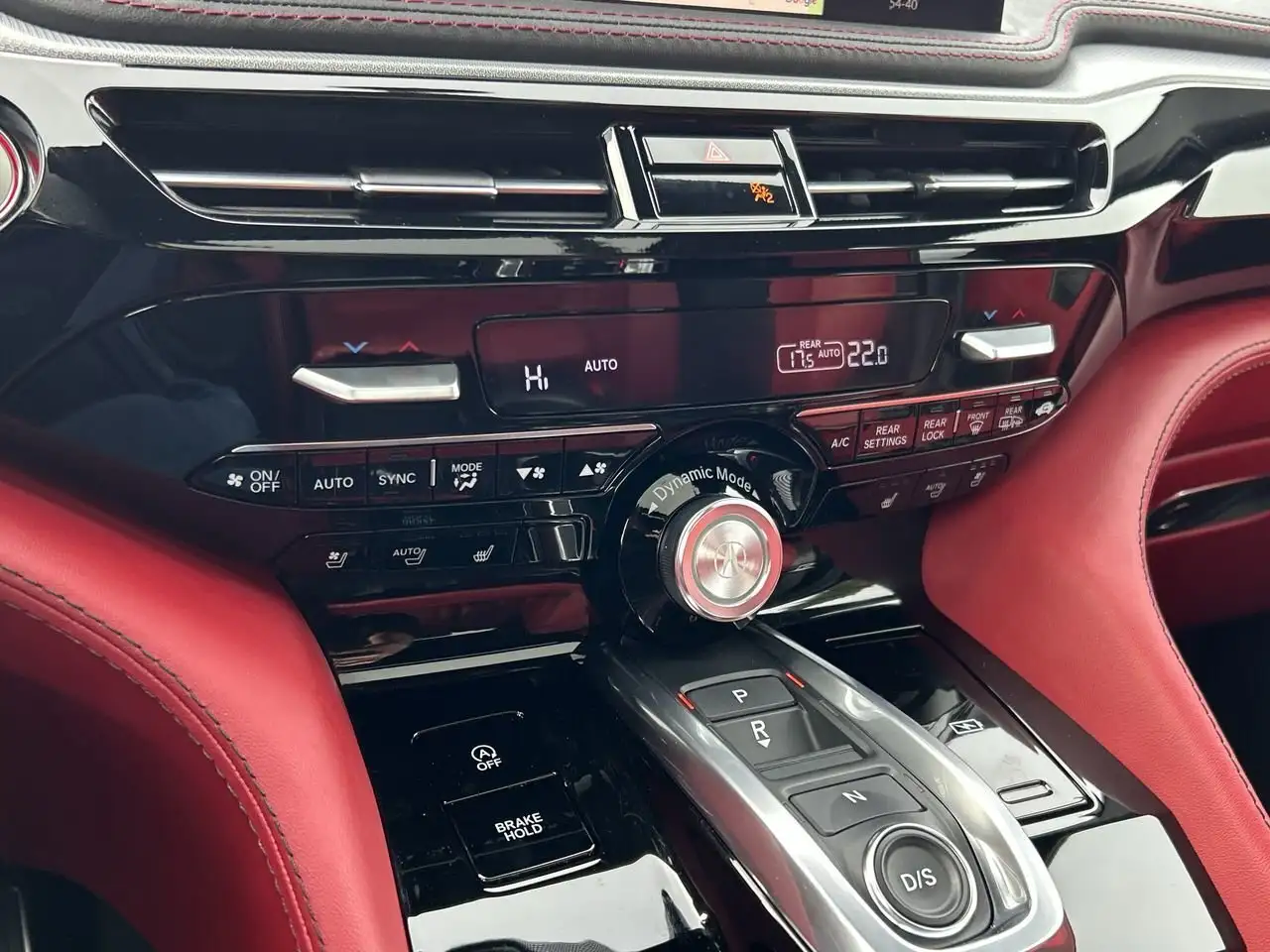 Acura MDX снимка Acura MDX