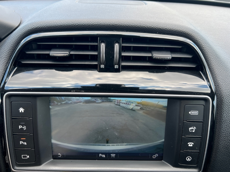 Jaguar F-Pace Prestige AWD Navi Leder Soundsystem Bi-Xenon Sperr — photo 14