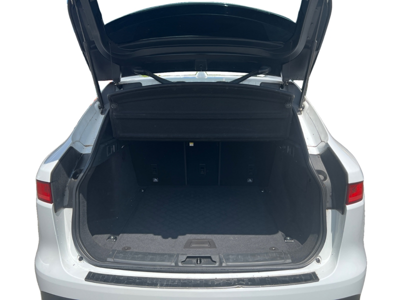 Jaguar F-Pace Prestige AWD Navi Leder Soundsystem Bi-Xenon Sperr — photo 15