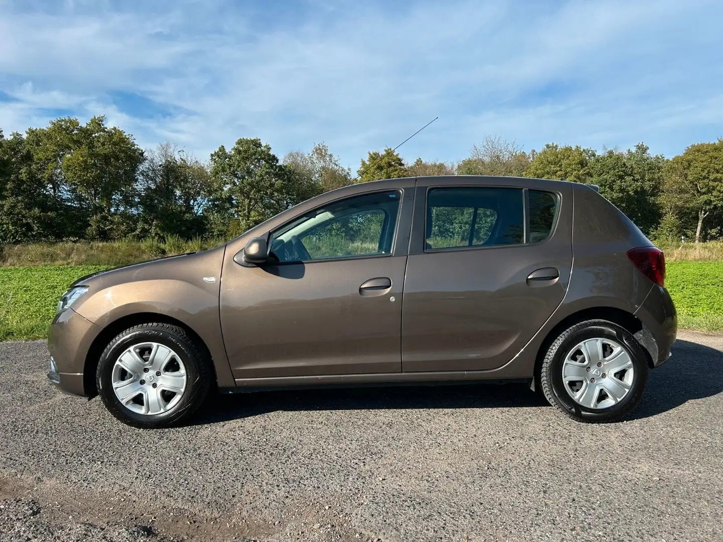 Dacia Sandero II Comfort TCe 100 ECO-G Klima Radio AHK Braun - 2