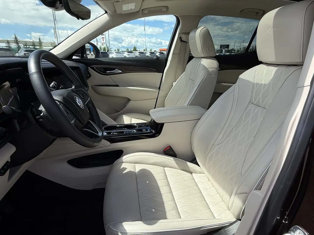 Buick Envision снимка Buick Envision