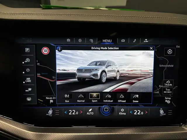 Volkswagen Touareg view 24