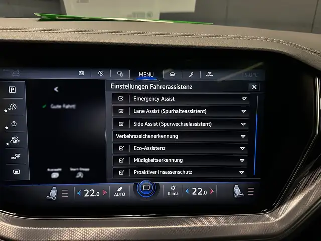 Volkswagen Touareg view 26