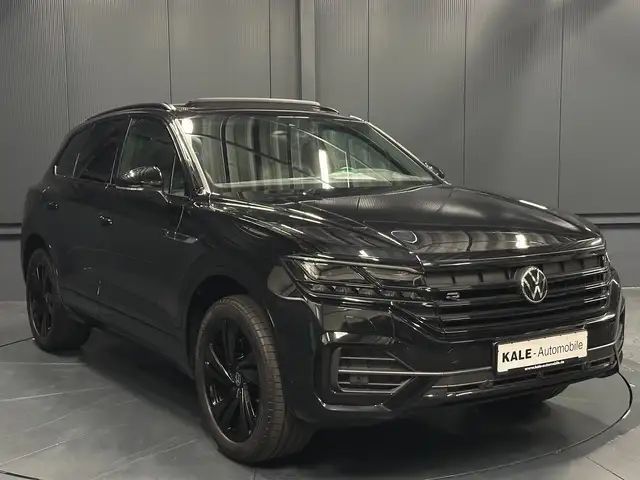 Volkswagen Touareg view 7