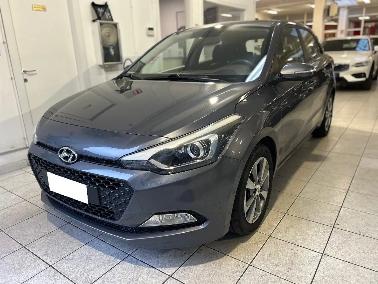 Hyundai i20 1.1 CRDi 12V 5 porte Style EURO6B Grau - 1