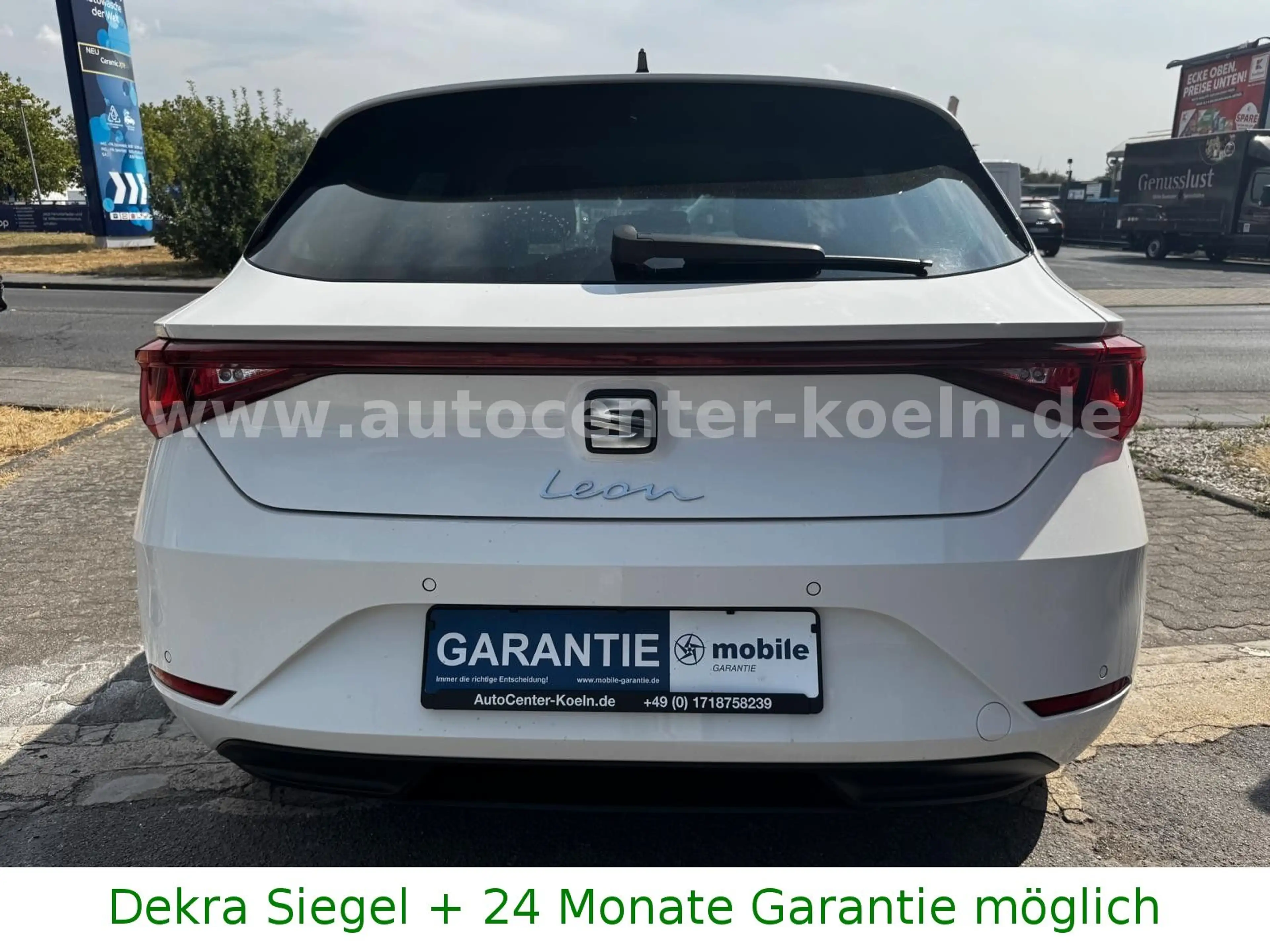 SEAT Leon Xcellence Plus.110kW.AHK.App.SHZ.PDC.1-Hand — photo 10
