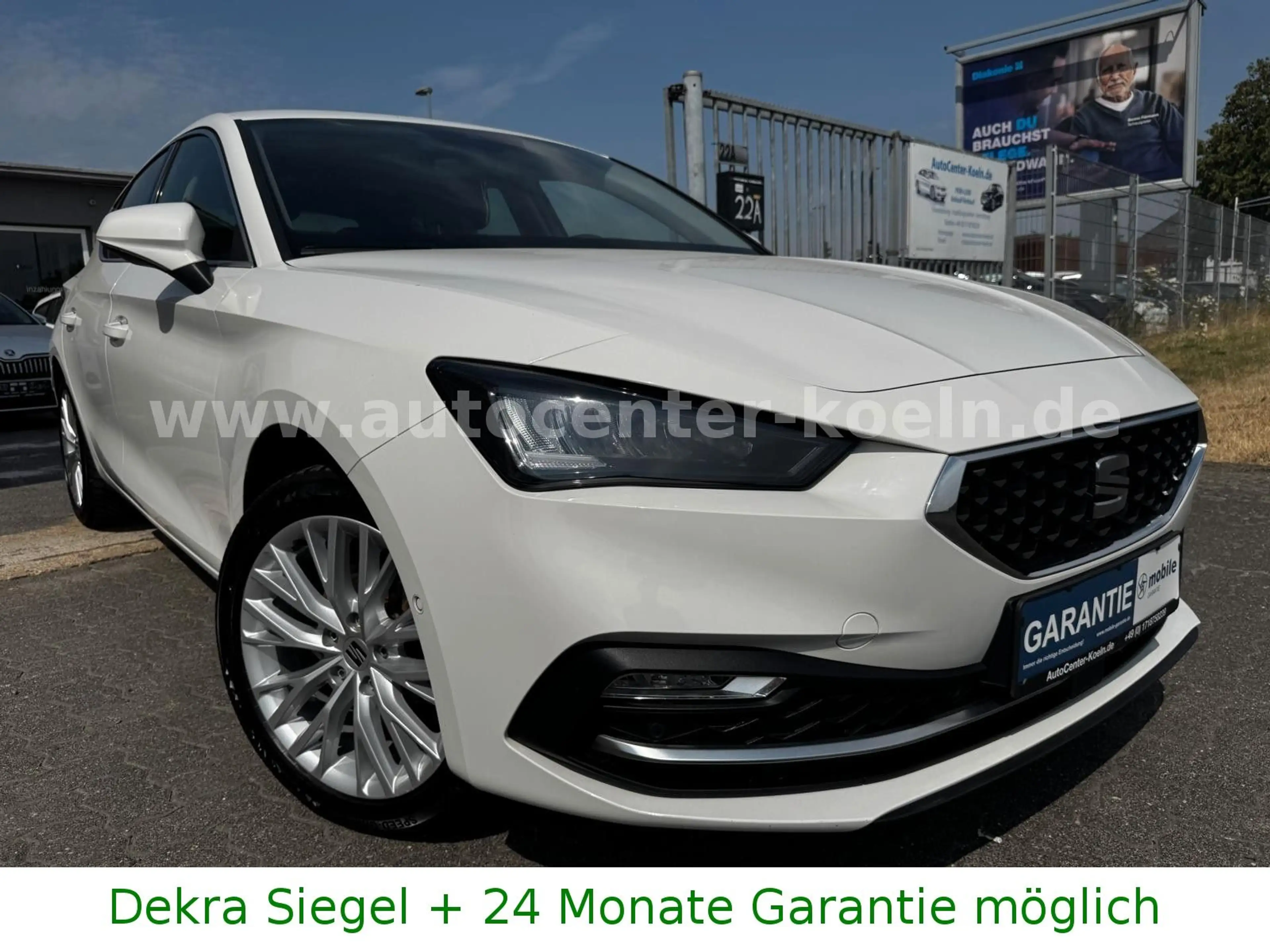 SEAT Leon Xcellence Plus.110kW.AHK.App.SHZ.PDC.1-Hand — photo 4