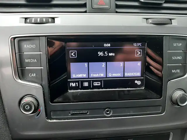 Volkswagen Golf view 14