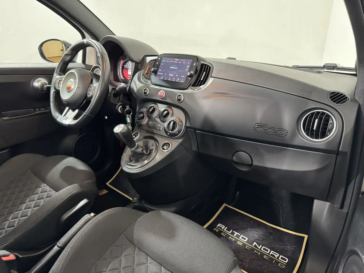 Abarth 595C 2022 — фото 14