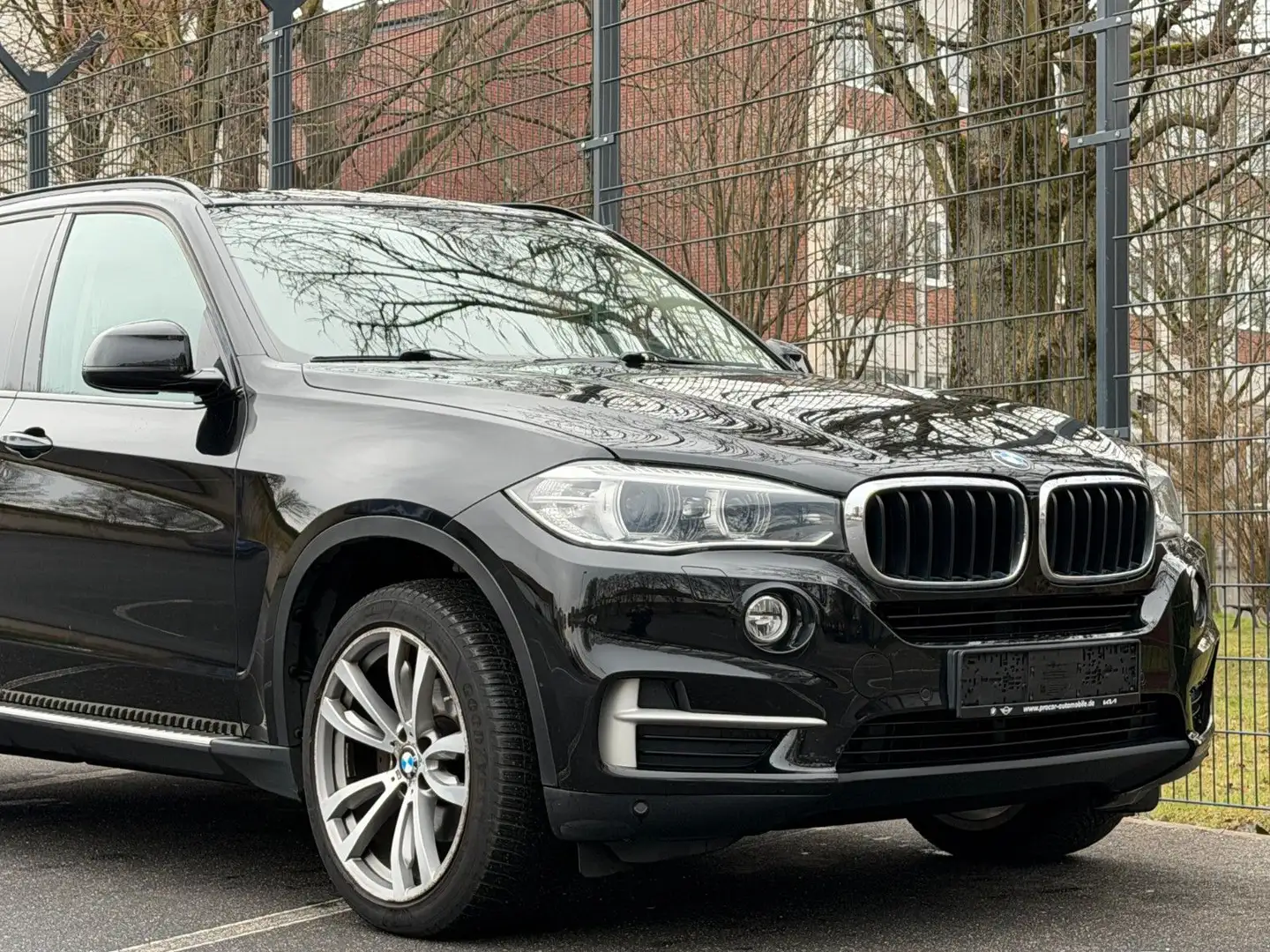 BMW X5 xDrive 30 d Leder AHK Kamera Schwarz - 1
