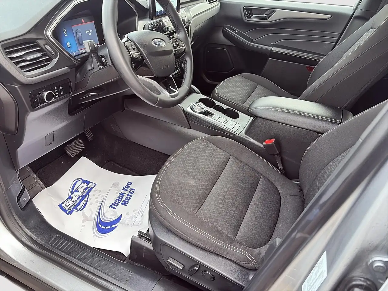 Ford Escape снимка Ford Escape