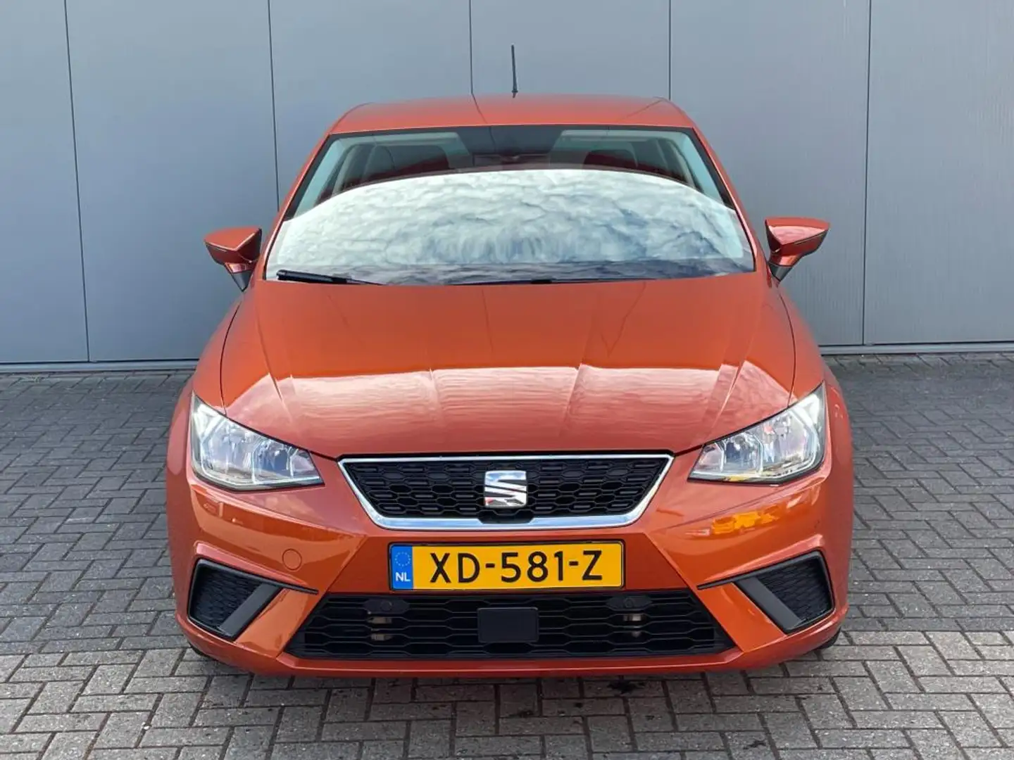 SEAT Ibiza 1.0 TSI Style AUTOMAAT / CAMERA / CARPLAY / NAVI / Narancs - 2