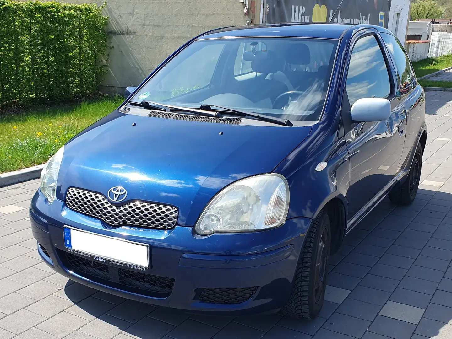 Toyota Yaris Yaris 1.3 Blau - 1