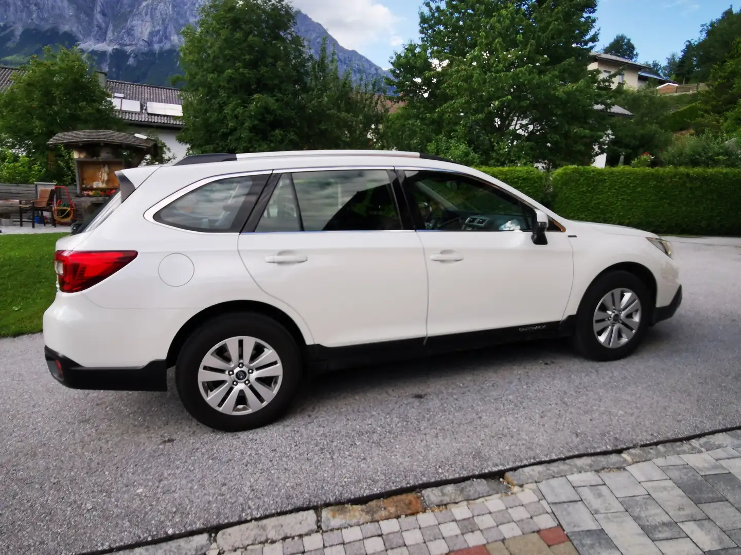 Subaru OUTBACK Outback Touring Wagon 2,0 D Superior AWD CVT Blanc - 2