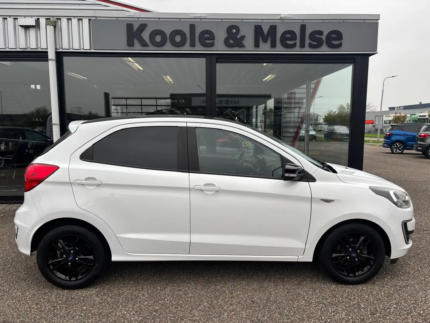 Ford Ka/Ka+ 1.2 85pk Black & White, stoelverwarming, voorruitv Blanc - 2