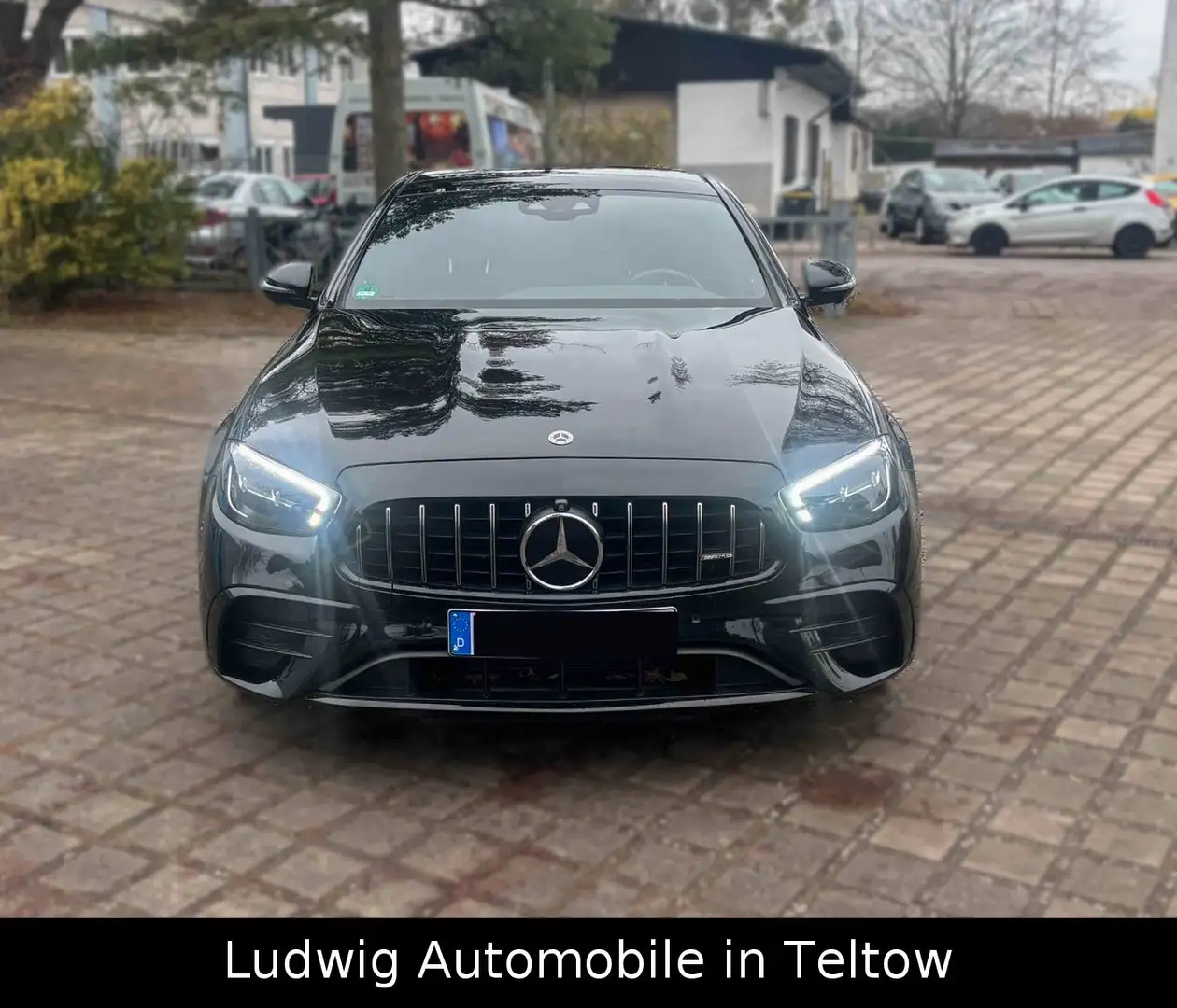 Mercedes-Benz E 53 AMG E 53AMG 4Matic+ Pano*Sport AGA Schwarz - 2