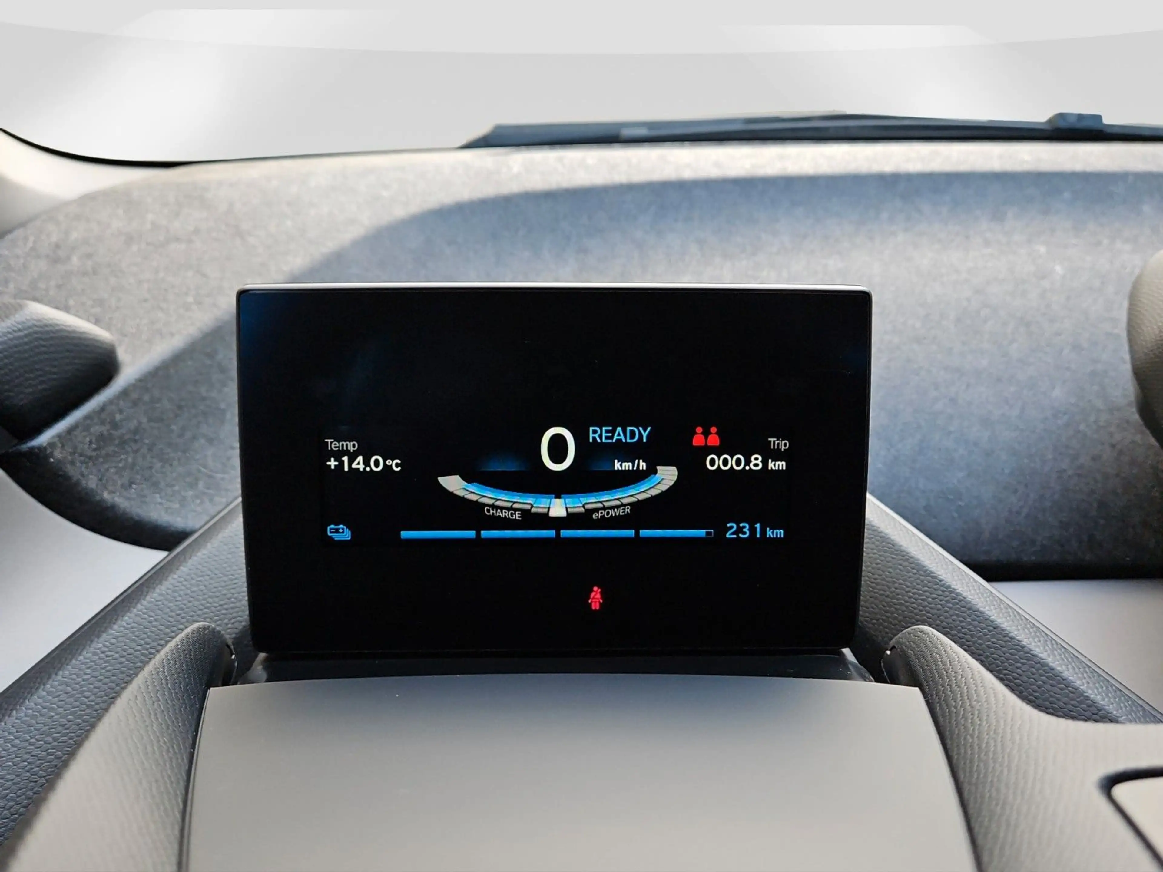 BMW i3 Basis  Buisness & Komfort Paket CAM/ACC/ 20" — photo 13