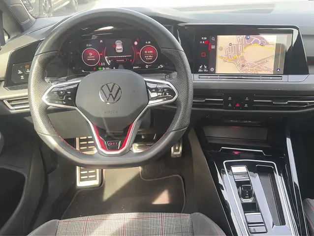 Volkswagen Golf view 14