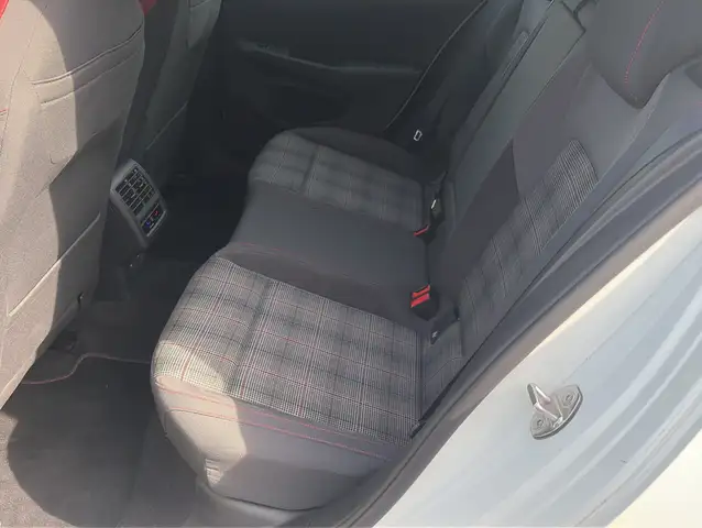 Volkswagen Golf view 15