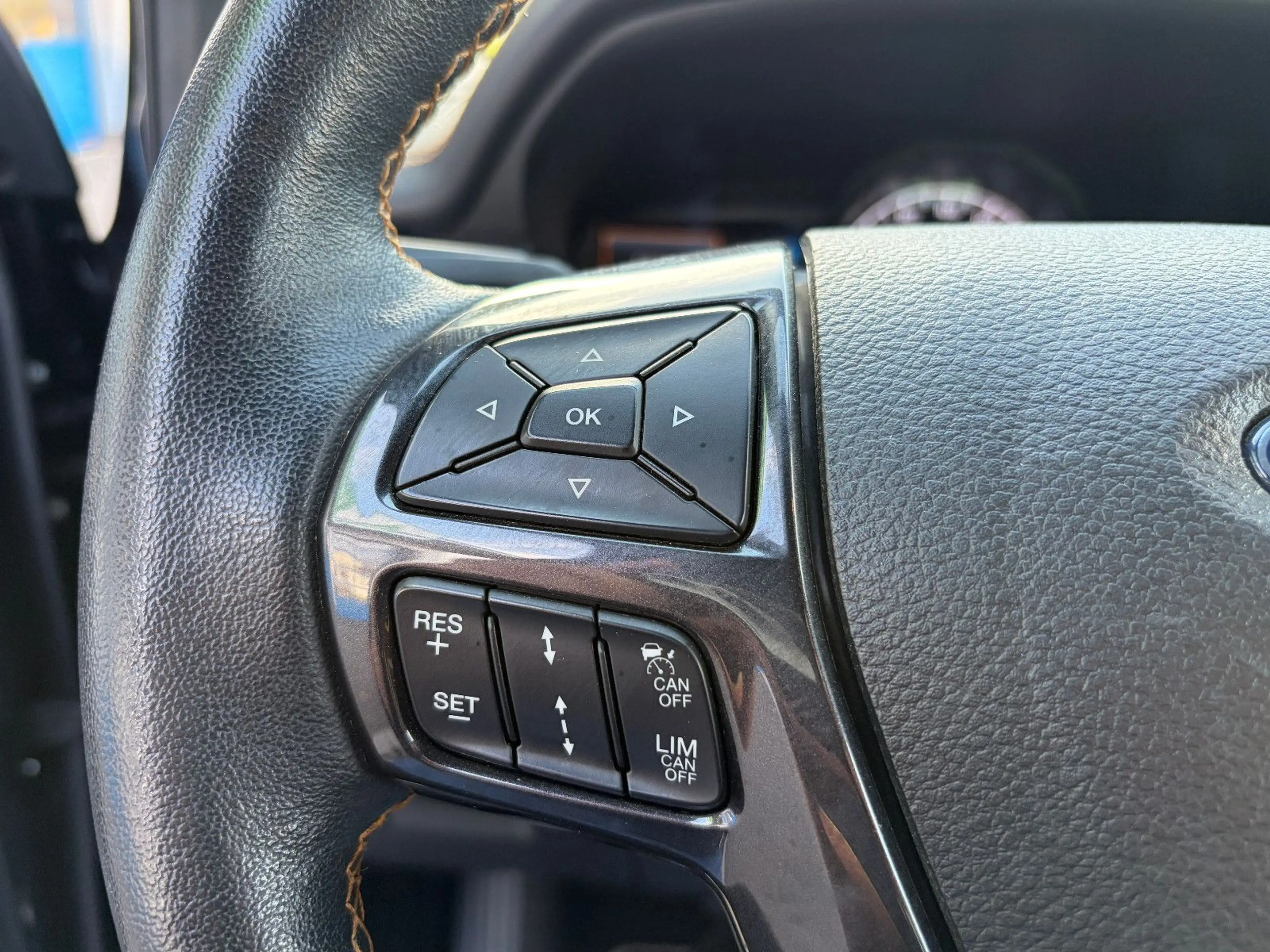 Ford Ranger Wildtrak DoKa 4x4 LED AHK ACC KAMERA — photo 28
