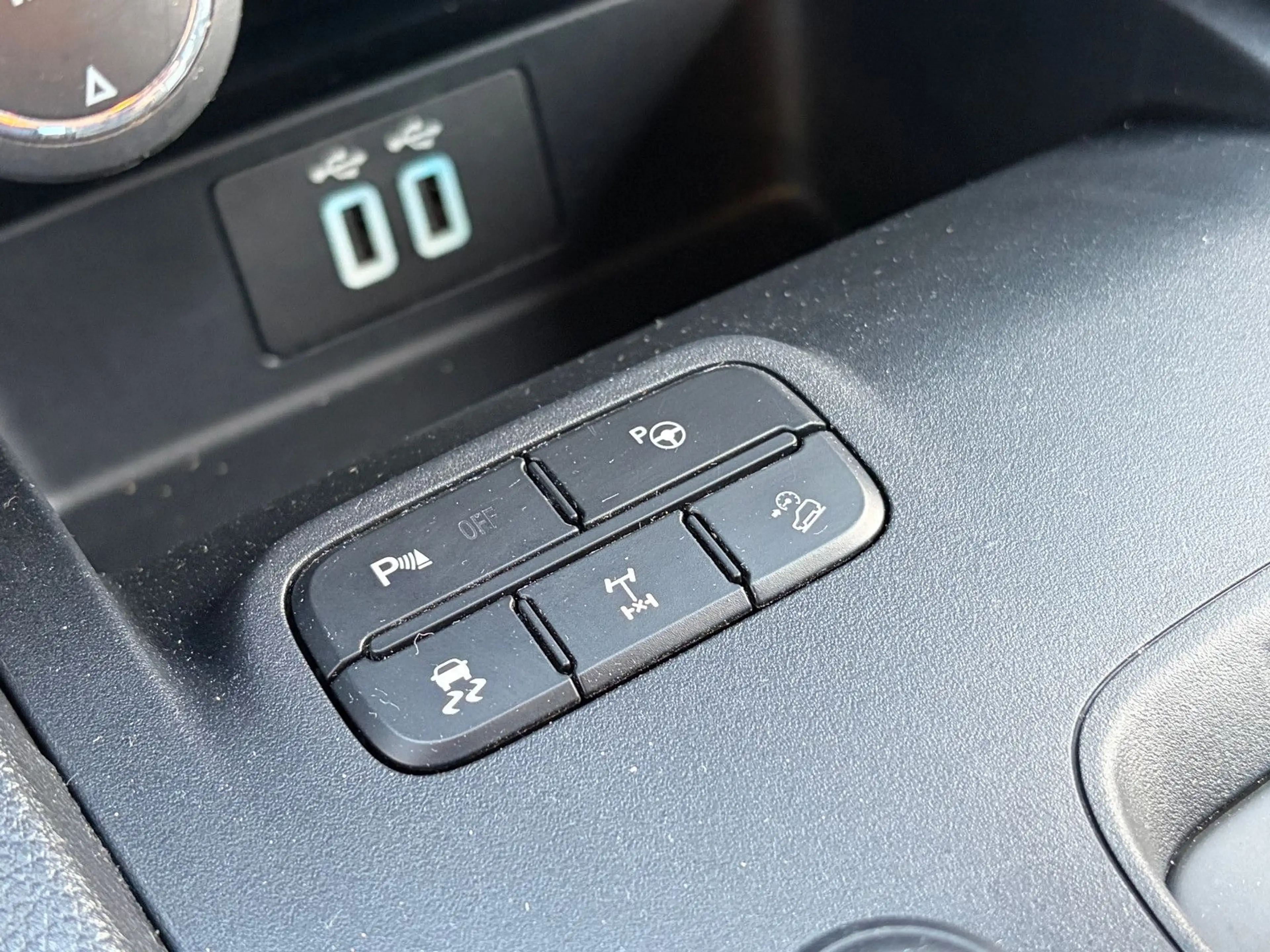 Ford Ranger Wildtrak DoKa 4x4 LED AHK ACC KAMERA — photo 26